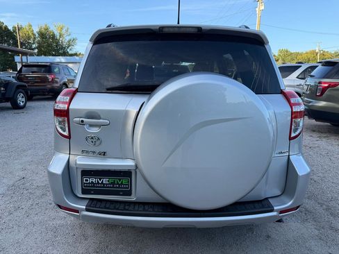 Used 2011 Toyota RAV4 Limited image 4