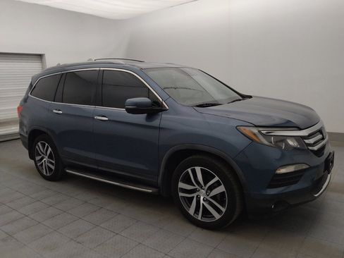 Used 2017 Honda Pilot Elite image 11