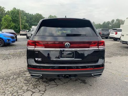 Used 2025 Volkswagen Atlas SE FWD image 7