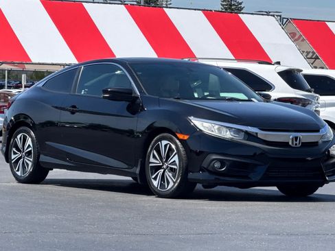 Used 2018 Honda Civic EX-L image 5