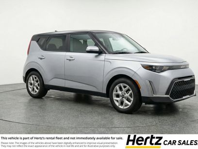 Used 2025 Kia Soul LX w/ LX Technology Package