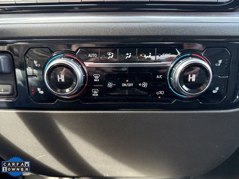 Used 2025 GMC Sierra 1500 SLT image 19