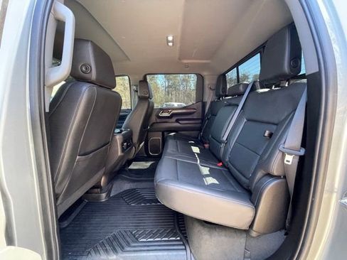 Used 2024 Chevrolet Silverado 1500 LT Trail Boss w/ Convenience Package II AWD/4WD image 21