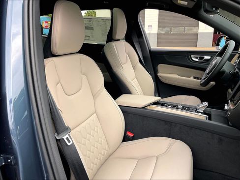 New 2027 Volvo XC60 B5 Core AWD/4WD image 31