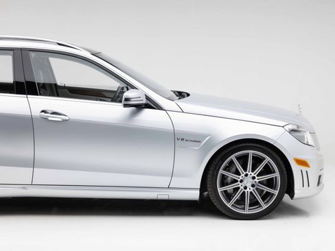 Used 2012 Mercedes-Benz E 63 AMG Wagon image 23