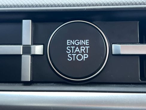 Certified 2025 Hyundai Santa Fe SEL image 23