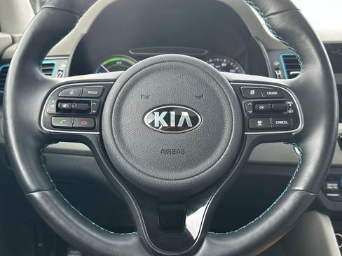 Used 2019 Kia Niro EX Premium w/ Sunroof Package image 24