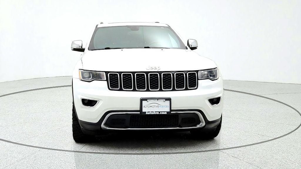 Used 2020 Jeep Grand Cherokee Limited AWD/4WD image 2