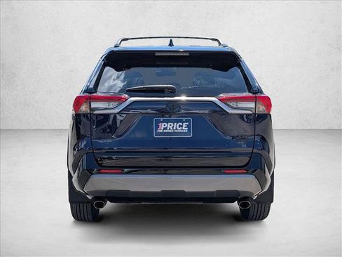 Used 2021 Toyota RAV4 XSE image 7