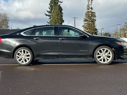 Used 2019 Chevrolet Impala LT image 3