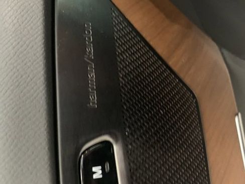 Certified 2024 Volvo XC90 T8 Plus w/ Protection Package Premier image 13