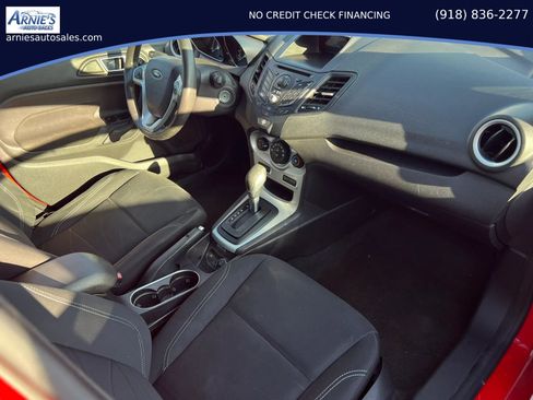 Used 2015 Ford Fiesta SE FWD image 14