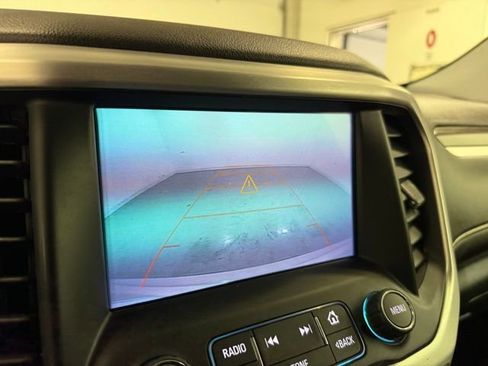 Used 2019 GMC Acadia SLT image 21