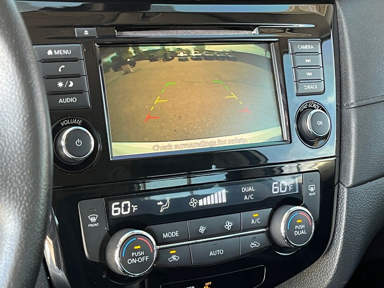 Used 2020 Nissan Rogue SV AWD/4WD image 25