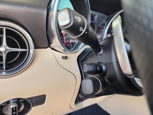 Used 2020 Mercedes-Benz SLC 300 w/ Premium Package image 40