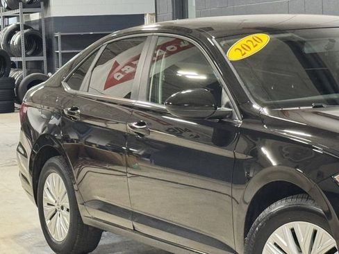 Used 2020 Volkswagen Jetta S image 4