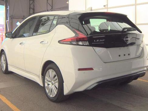 Used 2024 Nissan Leaf S image 4