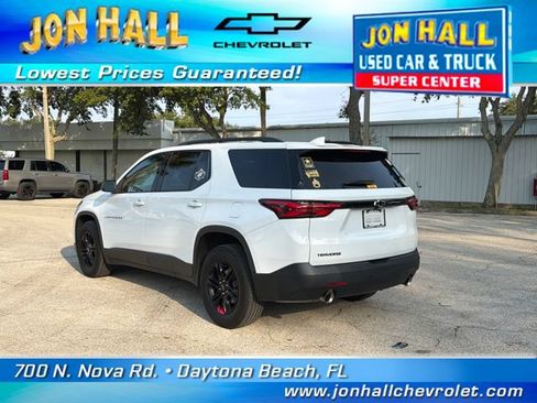 Used 2022 Chevrolet Traverse LS w/ Midnight/Sport Edition FWD image 7