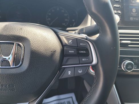 Used 2019 Honda Accord Touring image 15