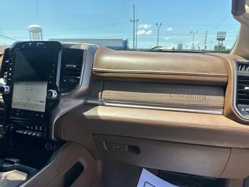 Used 2022 RAM 2500 Limited AWD/4WD image 9