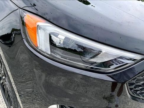 Used 2024 Ford Edge ST-Line w/ Class II Trailer Tow Package AWD/4WD image 27