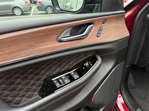 Used 2023 Jeep Grand Cherokee L Summit w/ Luxury Tech Group V image 21