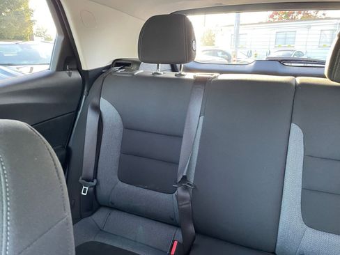 Used 2025 Chevrolet TrailBlazer LT image 33