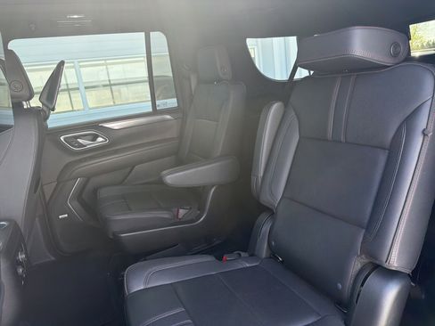 Used 2024 Chevrolet Suburban RST w/ Luxury Package AWD/4WD image 26