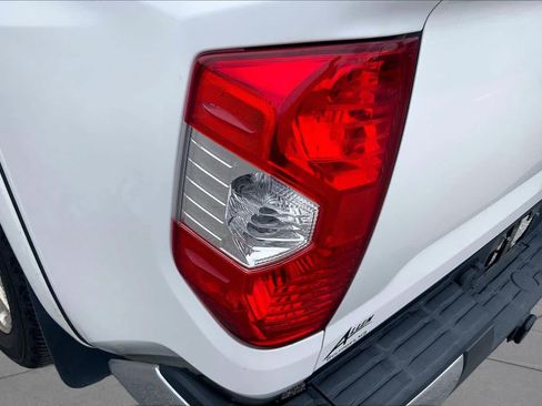Used 2020 Toyota Tundra SR5 w/ SR5 Leather Package RWD image 29