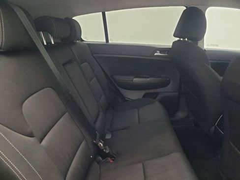 Used 2022 Kia Sportage LX AWD/4WD image 19