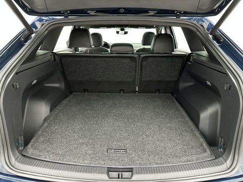 Used 2021 Volkswagen Atlas Cross Sport SEL R-Line w/ Cross Sport MDO Package image 26