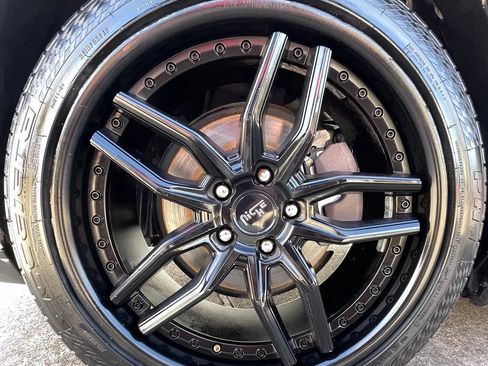 Used 2017 Dodge Challenger SXT RWD image 12