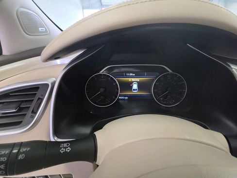 Used 2016 Nissan Murano SL w/ SL Technology Package image 9