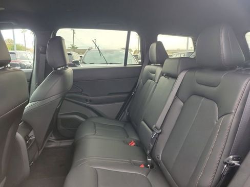 New 2026 Jeep Cherokee Limited image 12