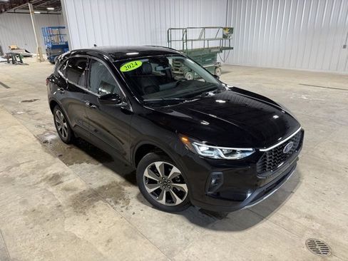 Used 2024 Ford Escape Platinum image 36