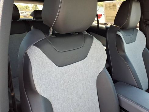 Certified 2023 Volkswagen ID.4 Pro RWD image 11