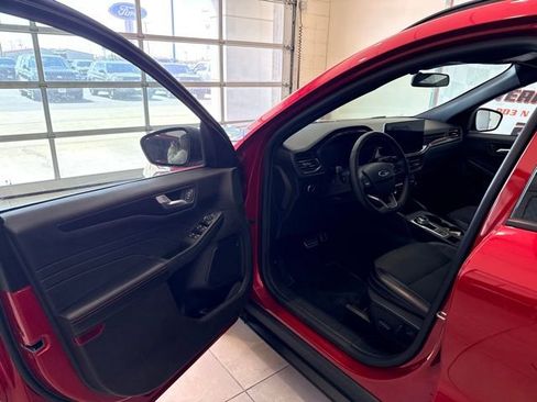 Used 2023 Ford Escape ST-Line w/ Tech Pack #1 image 10