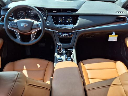 New 2026 Cadillac XT5 Premium Luxury AWD/4WD image 8