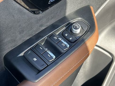 New 2026 Subaru Forester Touring AWD/4WD image 17