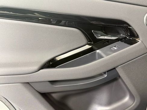 Certified 2026 Land Rover Range Rover Evoque S image 21