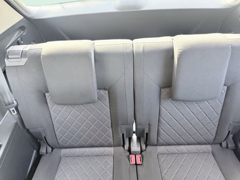 Used 2018 Volkswagen Atlas S image 39