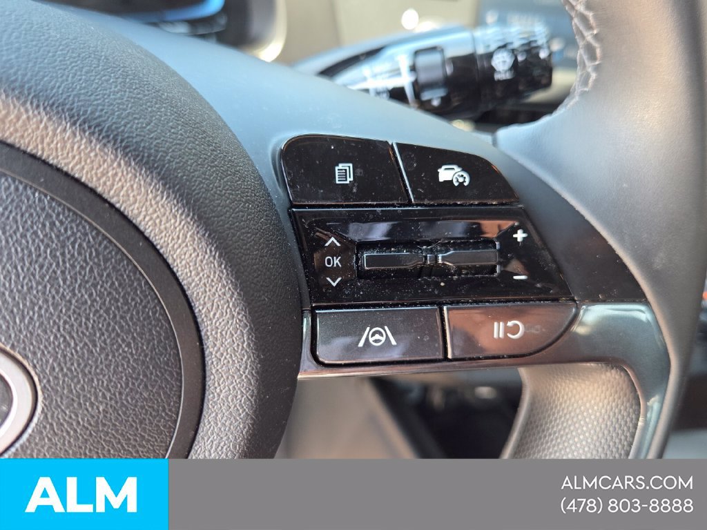 Certified 2025 Hyundai Elantra Sport FWD image 26