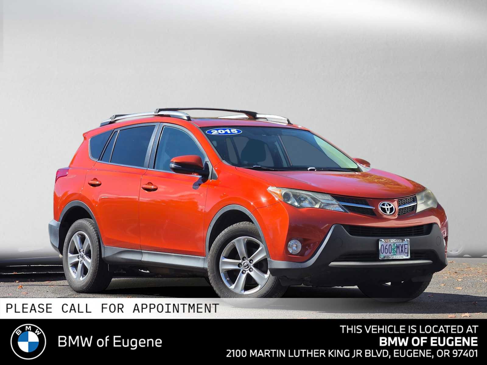 Used 2015 Toyota RAV4 XLE AWD/4WD image 1