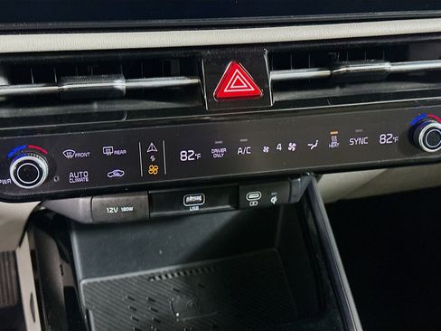 Used 2023 Kia Niro Wind image 24