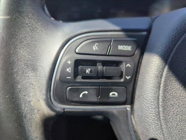 Used 2022 Kia Niro Touring Special Edition FWD image 20