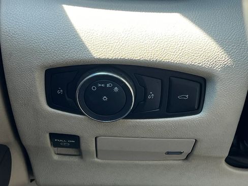 Used 2017 Lincoln Continental Reserve w/ Technology Package image 22