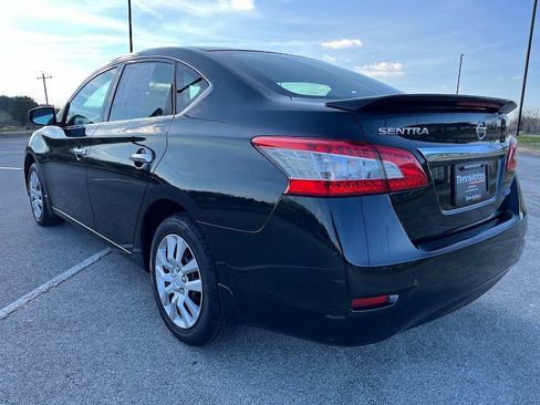 Used 2014 Nissan Sentra SV image 32