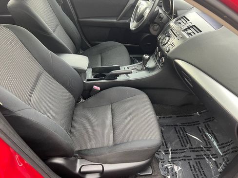 Used 2013 MAZDA MAZDA3 i Touring FWD image 24