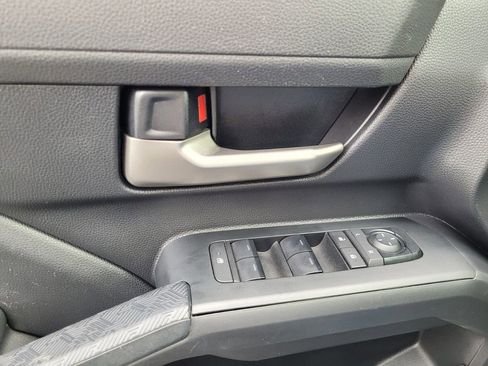 Used 2024 Toyota Tacoma TRD Off-Road image 27