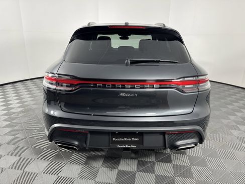 Certified 2025 Porsche Macan image 6
